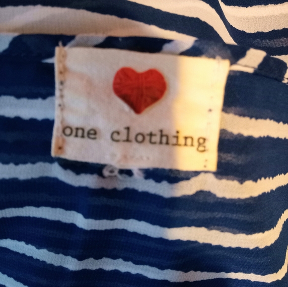 🛍️ BUNDLE ONLY 🛍️One Clothing Striped Navy and White Women's Top - Picture 6 of 7